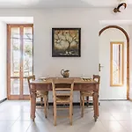Villa Guesthost - Hannah In The Hills With Panoramic Views