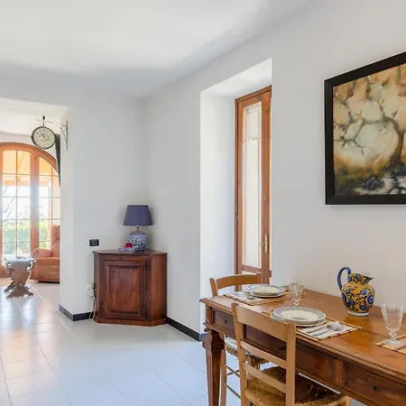 Guesthost - Hannah In The Hills With Panoramic Views * 카스텔리고네